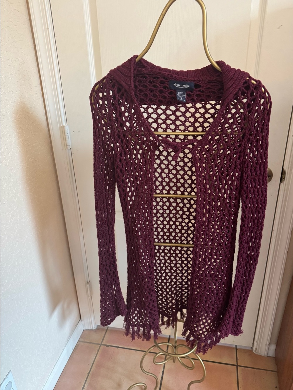 Abercrombie & Fitch Open-Weave Maroon  Cardigan